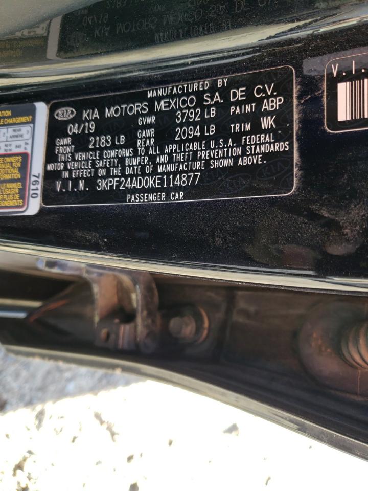 3KPF24AD0KE114877 2019 Kia Forte Fe