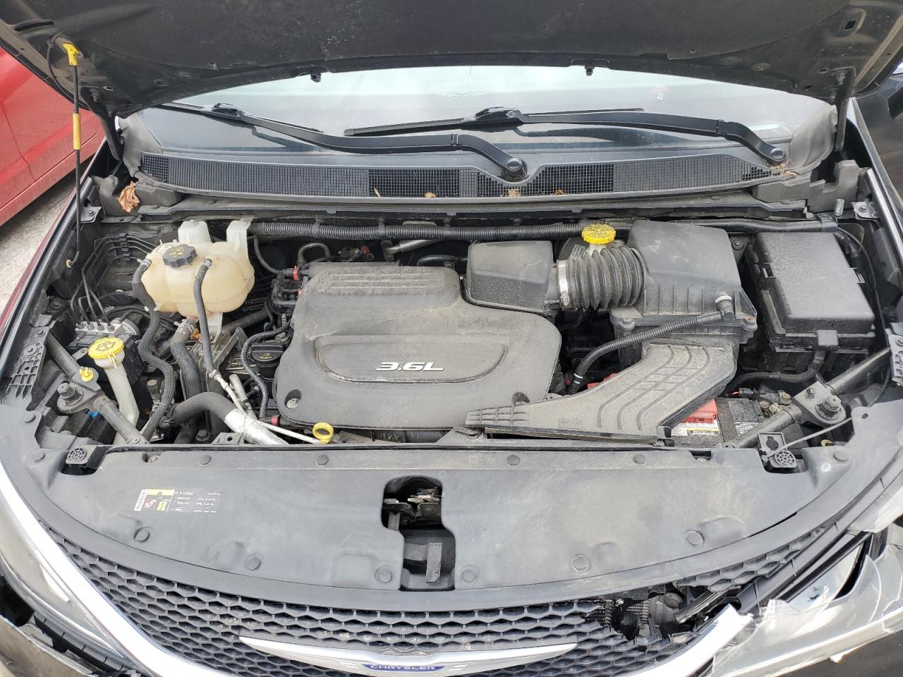 2C4RC1BG2HR524122 2017 Chrysler Pacifica Touring L