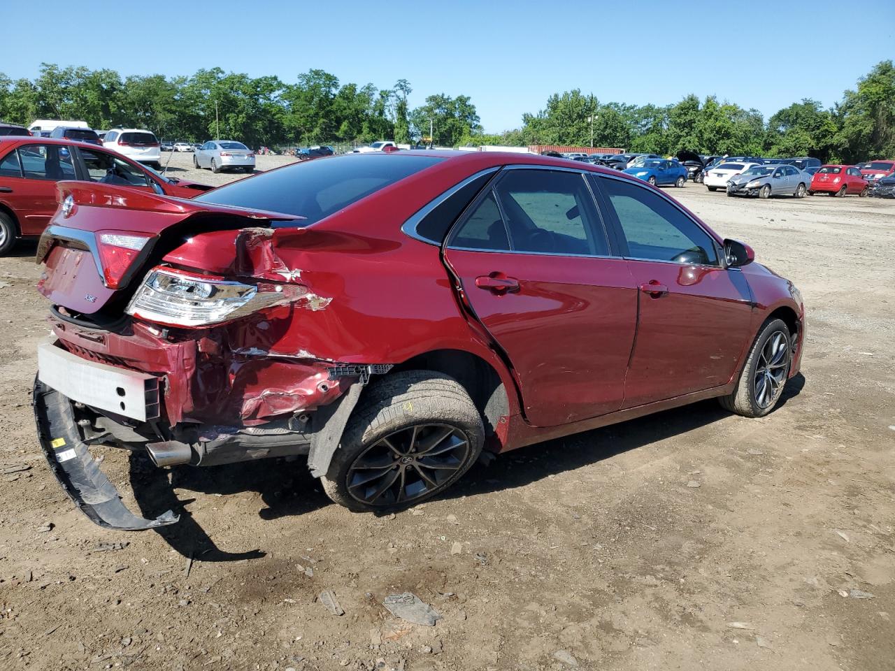 4T1BF1FK9HU647339 2017 Toyota Camry Le