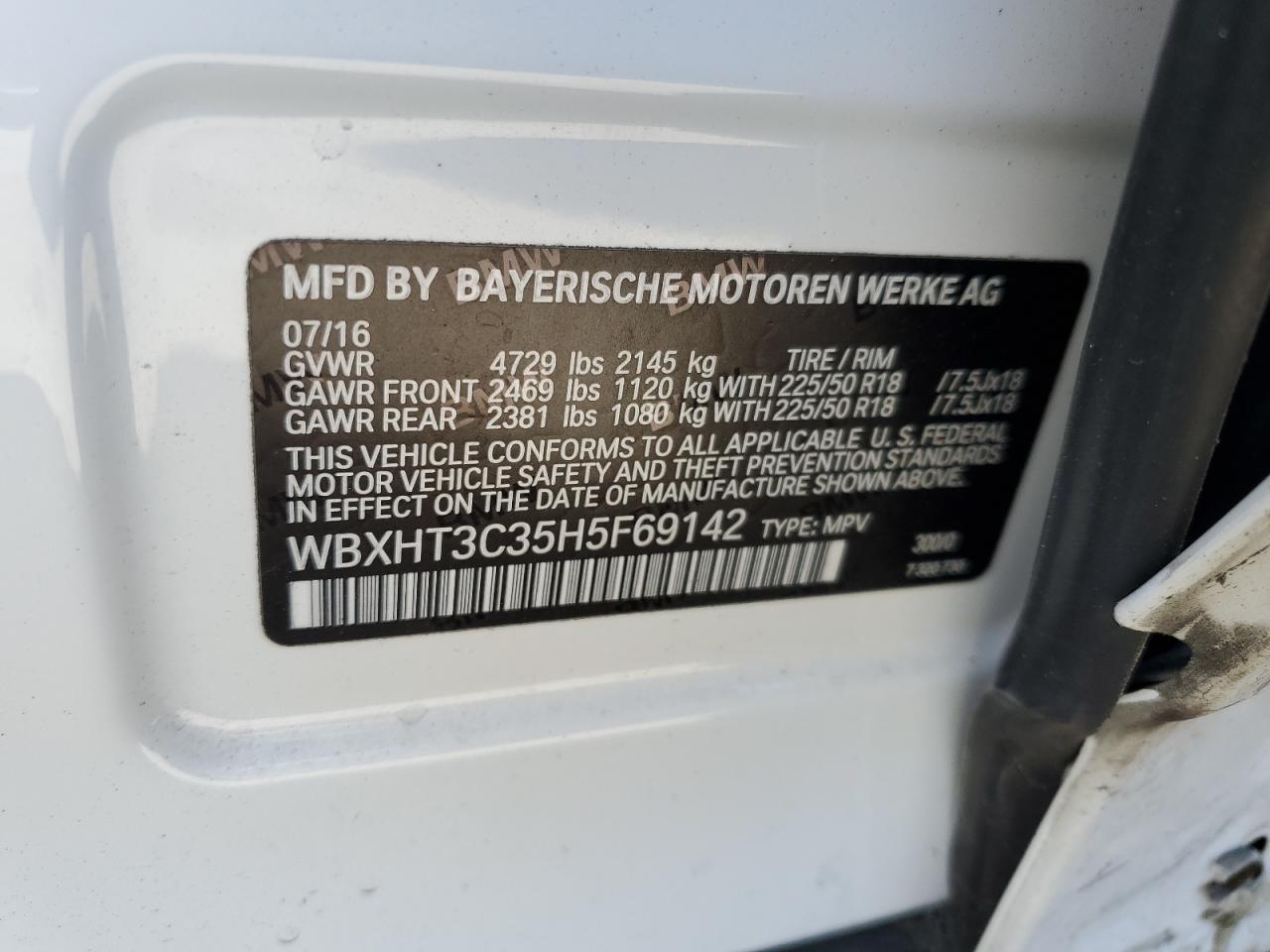 WBXHT3C35H5F69142 2017 BMW X1 xDrive28I