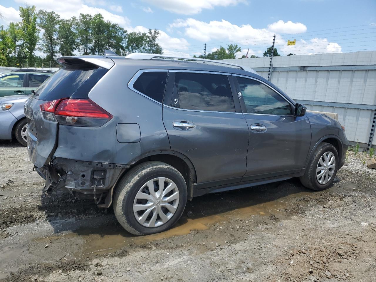 JN8AT2MT5HW402671 2017 Nissan Rogue S