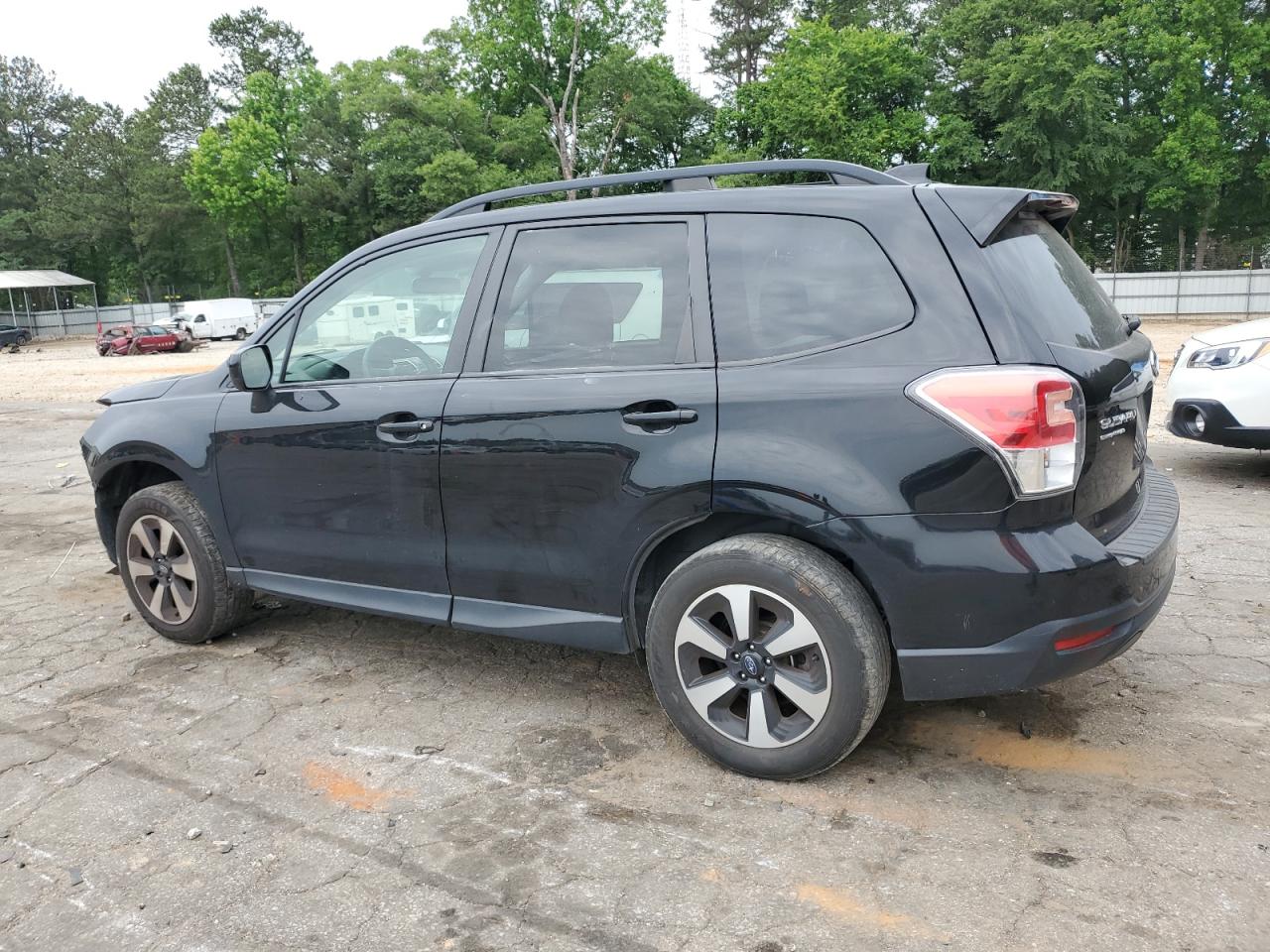 2018 Subaru Forester 2.5I Premium vin: JF2SJAGC1JH565146