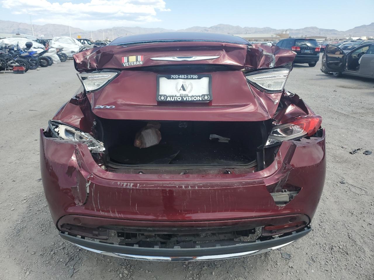 1C3CCCAB0FN685610 2015 Chrysler 200 Limited