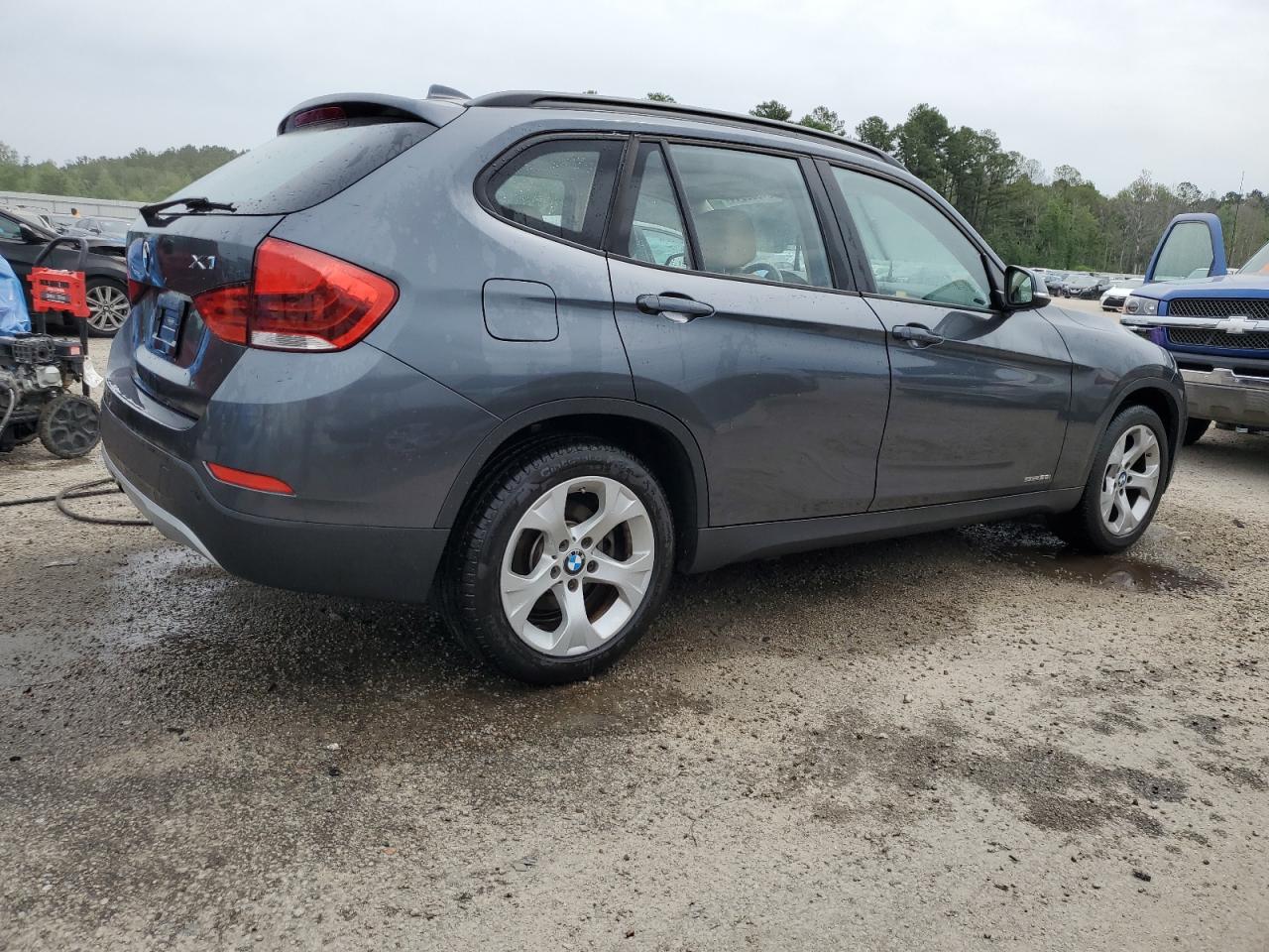 WBAVM1C5XFV318109 2015 BMW X1 Sdrive28I