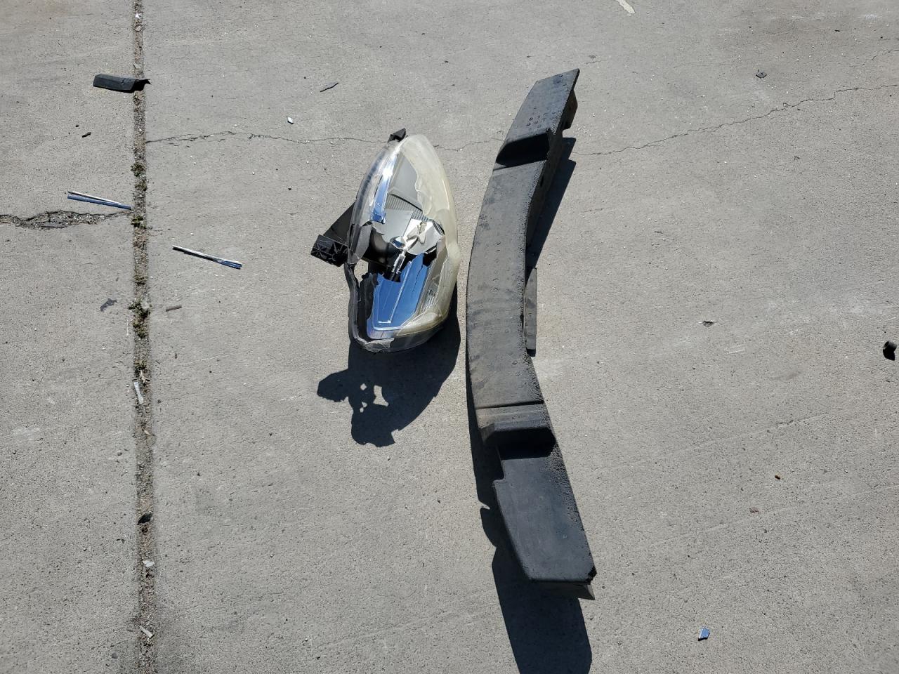 3N1BC13E57L409284 2007 Nissan Versa S