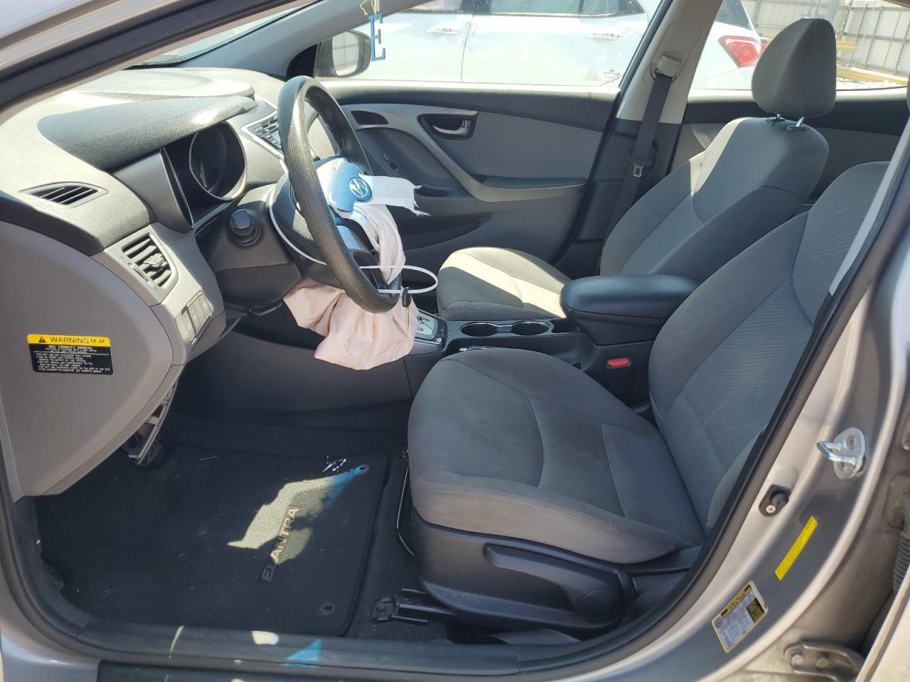 KMHDH4AE7CU398585 2012 Hyundai Elantra Gls