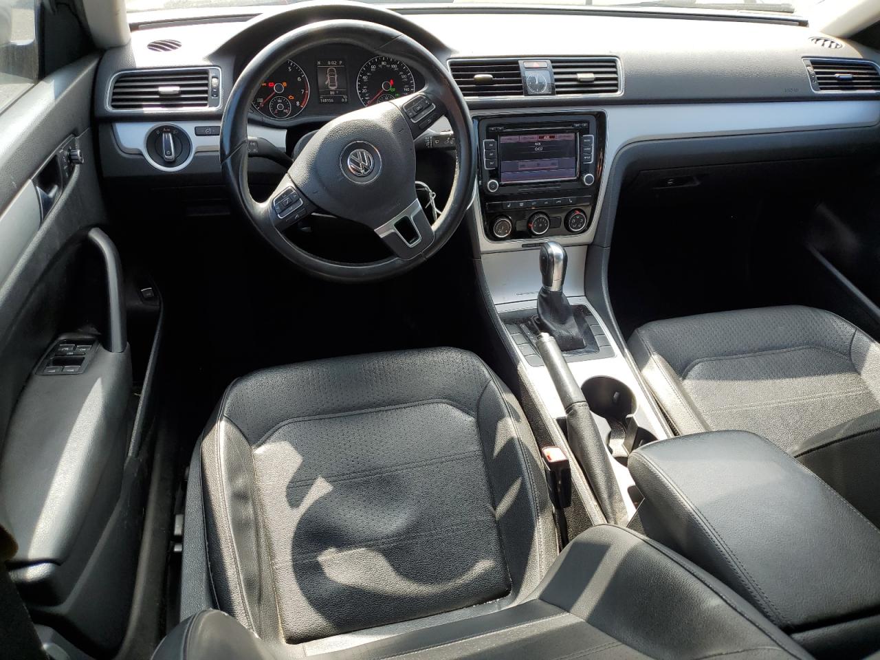 1VWBP7A30DC125586 2013 Volkswagen Passat Se