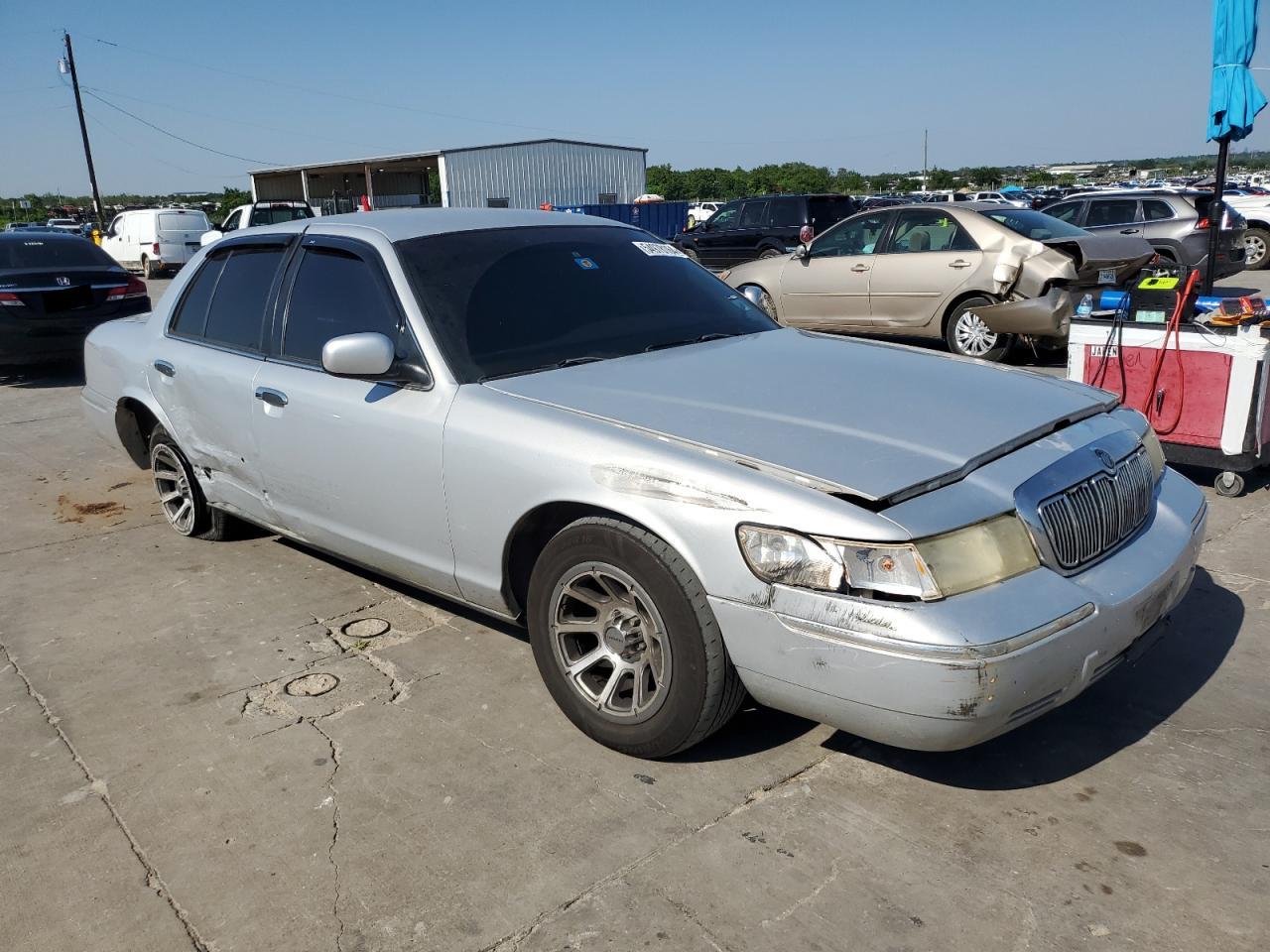 2MEFM74W4YX604815 2000 Mercury Grand Marquis Gs