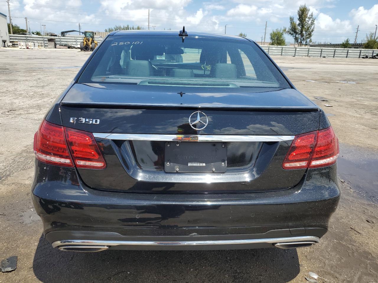 WDDHF5KB2GB250101 2016 Mercedes-Benz E 350