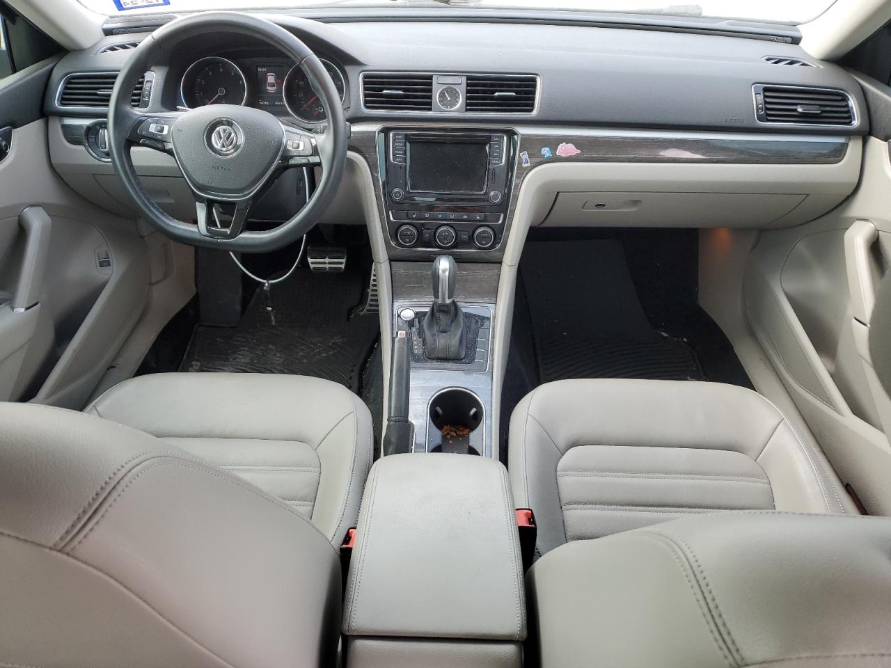 1VWCT7A39HC035388 2017 Volkswagen Passat Sel Premium