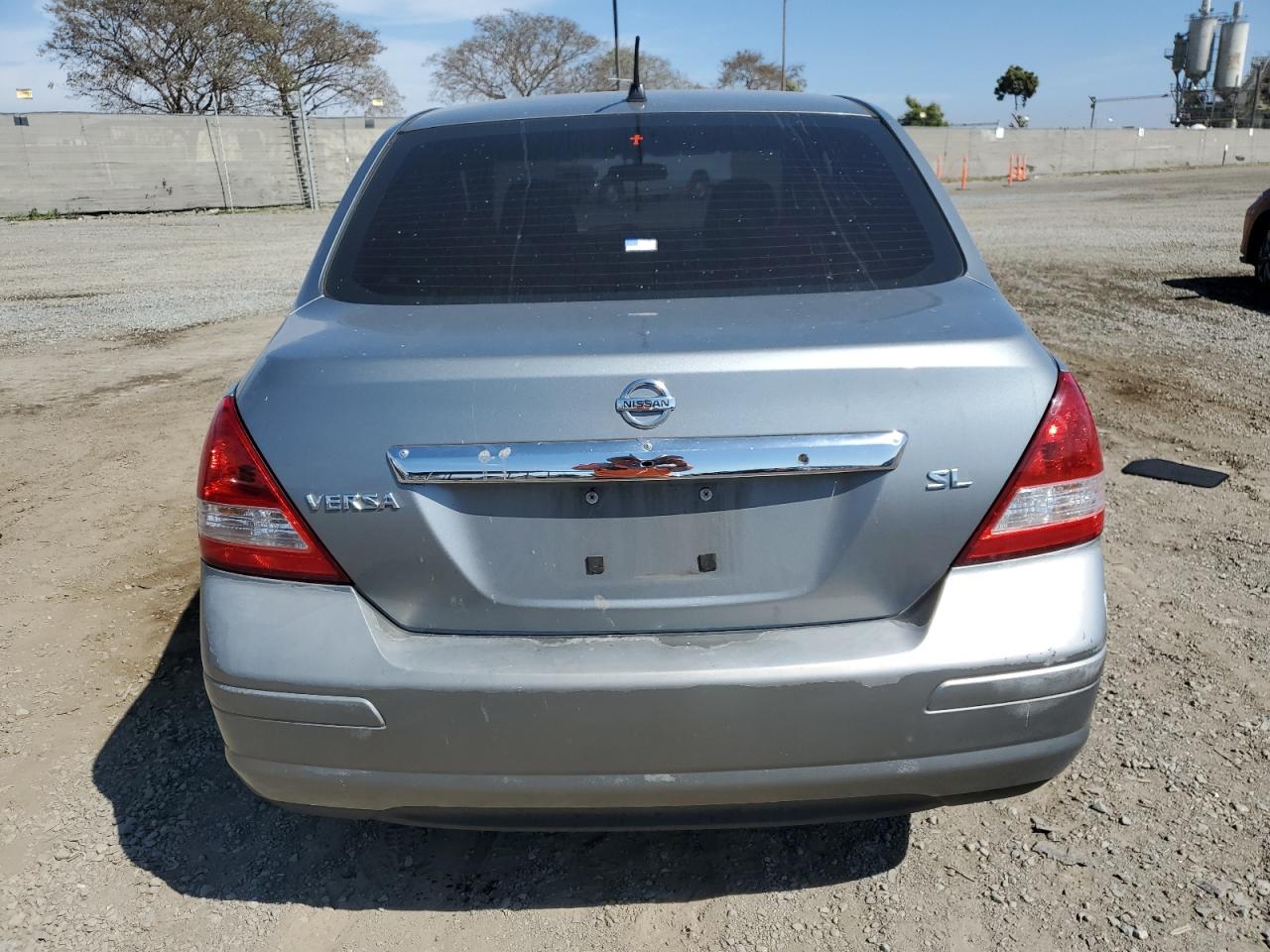 3N1BC11E27L421606 2007 Nissan Versa S