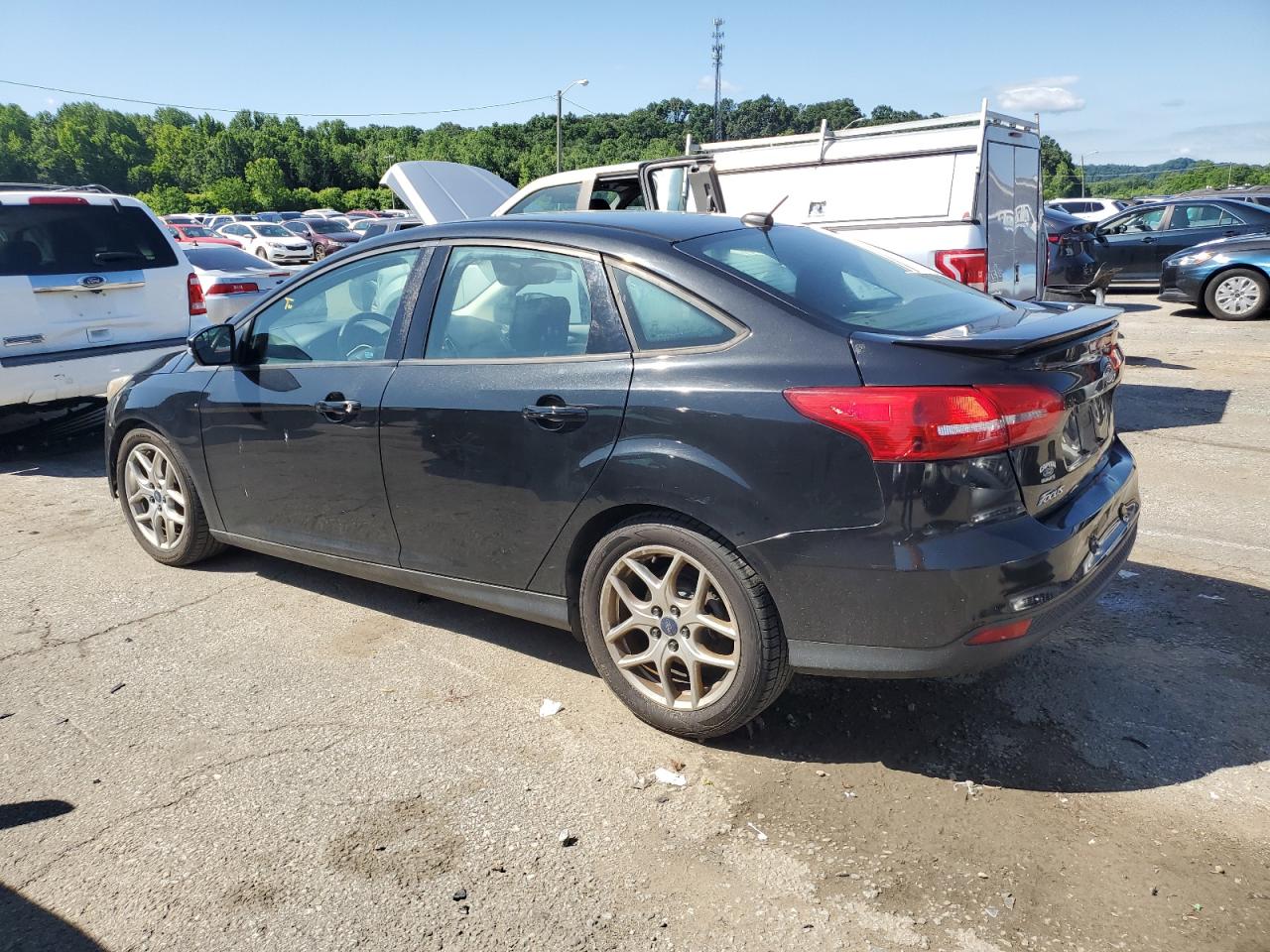 1FADP3F21FL361600 2015 Ford Focus Se