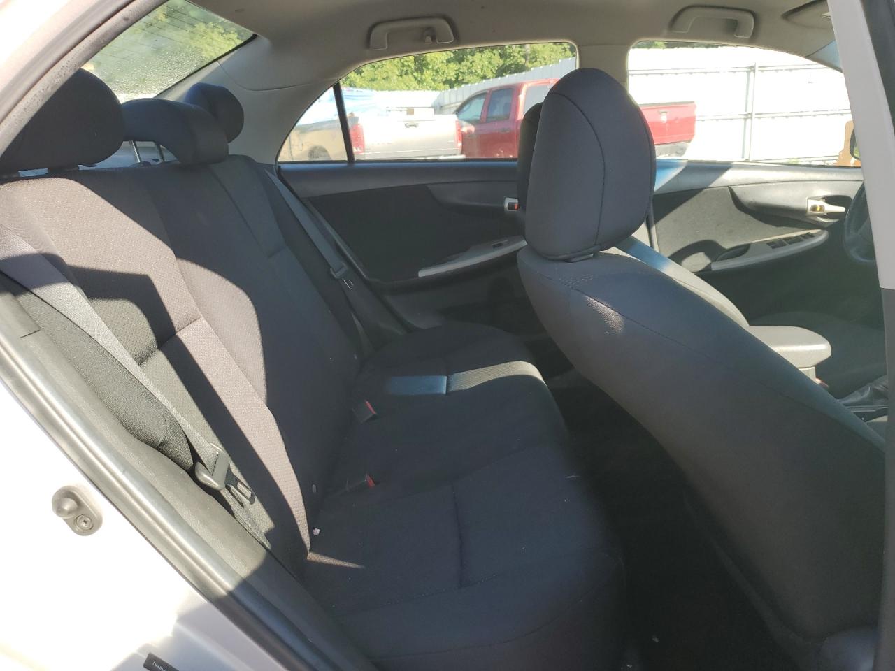 1NXBU4EE3AZ381356 2010 Toyota Corolla Base