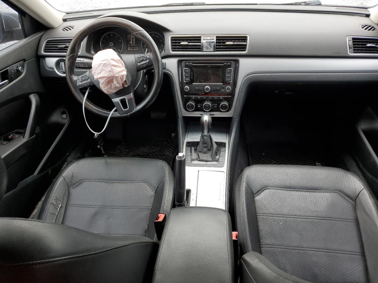 1VWBH7A37CC049859 2012 Volkswagen Passat Se