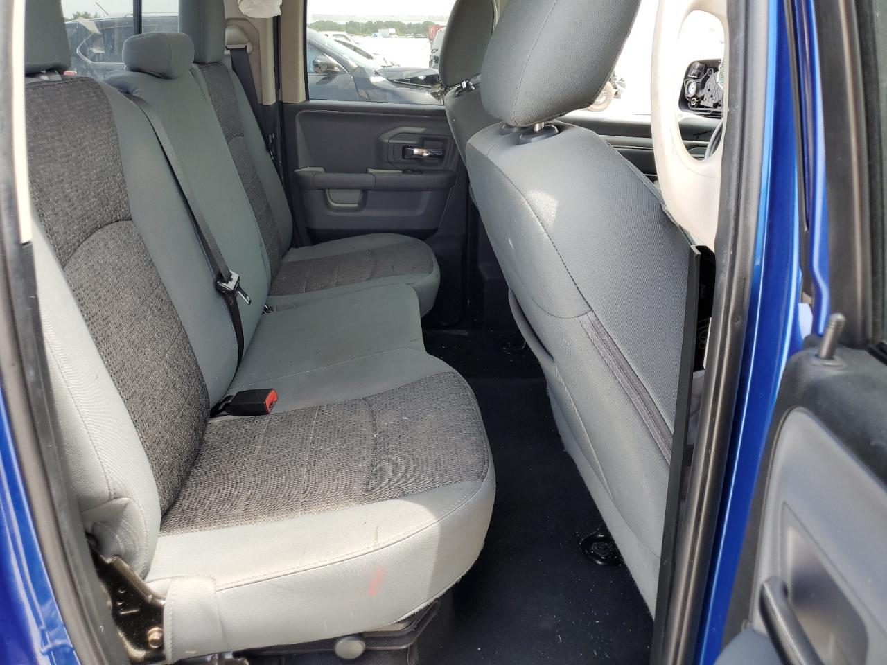 1C6RR7GTXHS694855 2017 Ram 1500 Slt