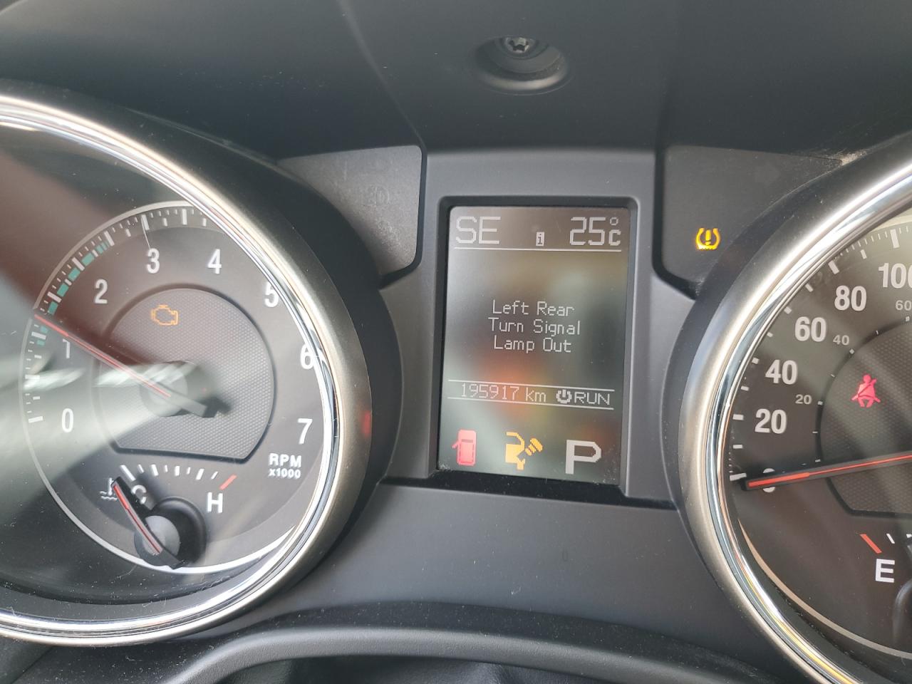 1C4RJFCT8CC279522 2012 Jeep Grand Cherokee Overland