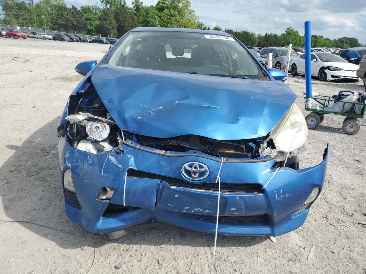 2012 Toyota Prius C vin: JTDKDTB34C1023026