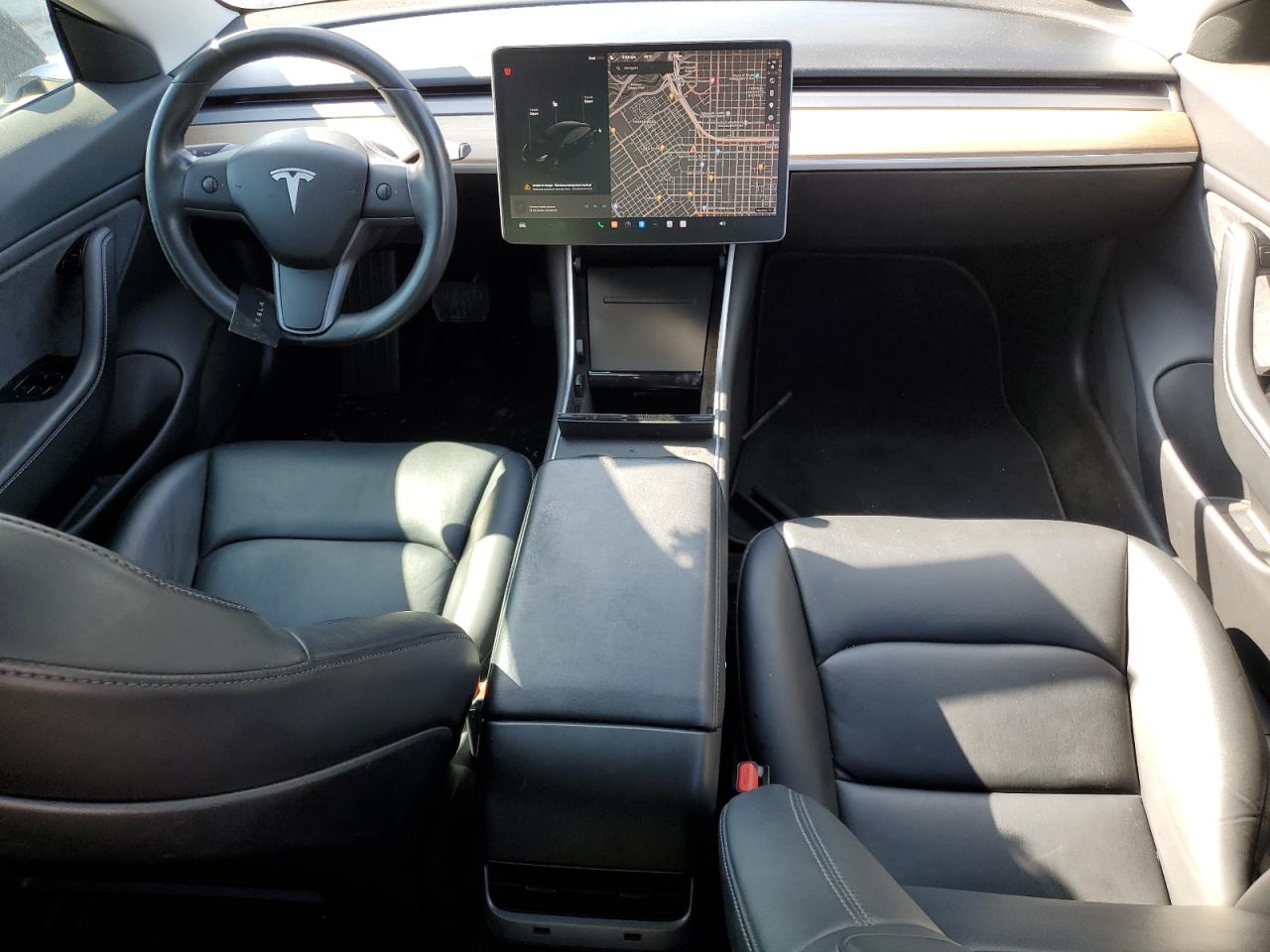 5YJ3E1EA7JF156982 2018 Tesla Model 3