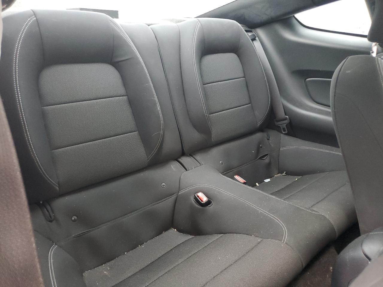 1FA6P8AM9F5353683 2015 Ford Mustang