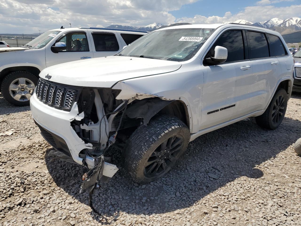 1C4RJFAG5JC287760 2018 Jeep Grand Cherokee Laredo