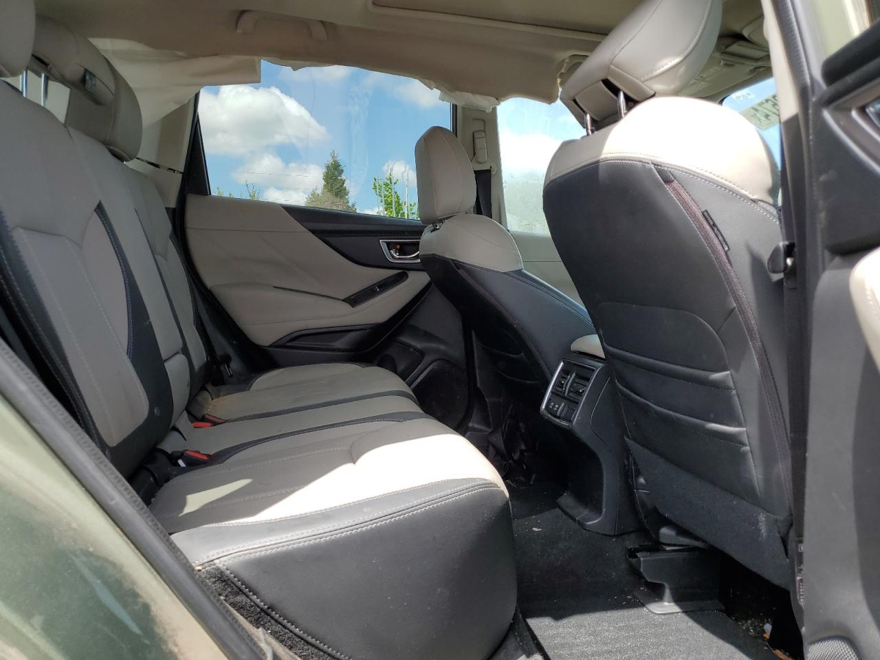 JF2SKAUC9KH445517 2019 Subaru Forester Limited