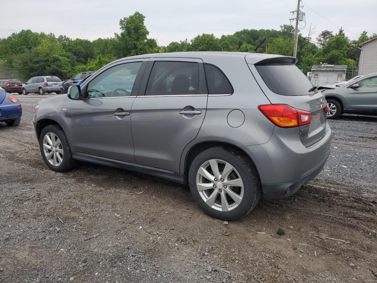 4A4AR4AU0DE010533 2013 Mitsubishi Outlander Sport Se