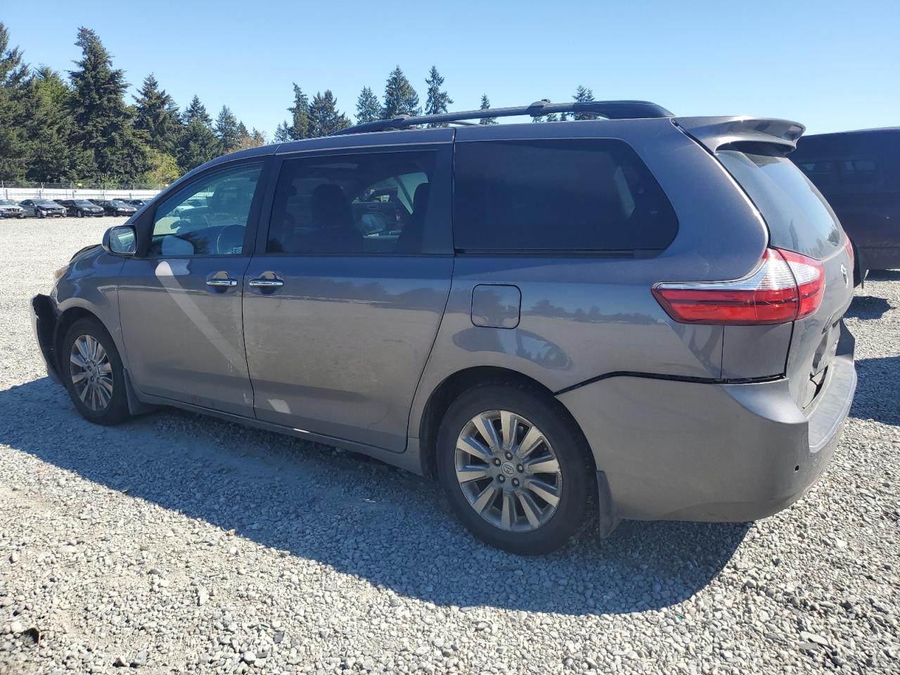 5TDDK3DC4FS103803 2015 Toyota Sienna Xle