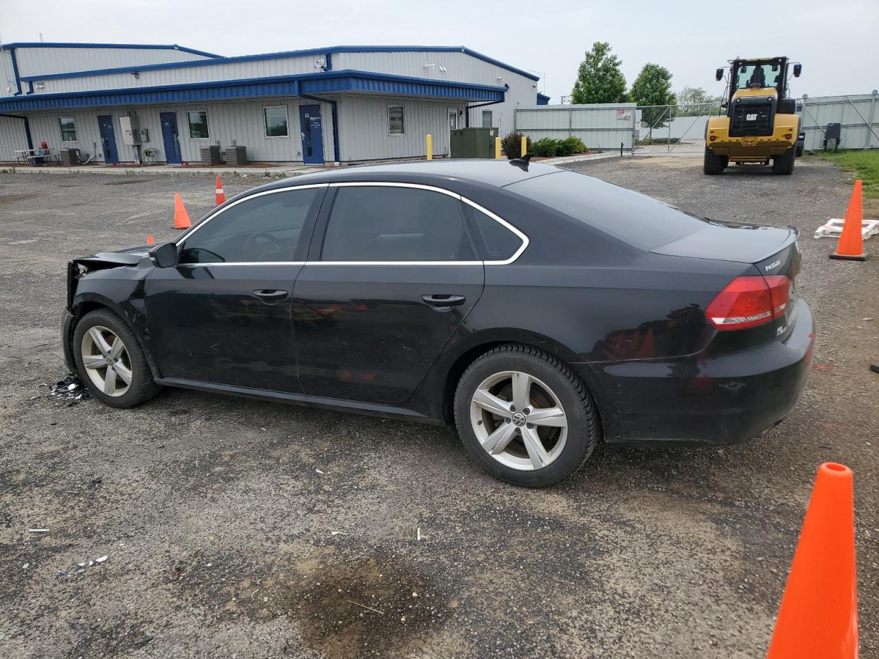 1VWBN7A35DC142387 2013 Volkswagen Passat Se