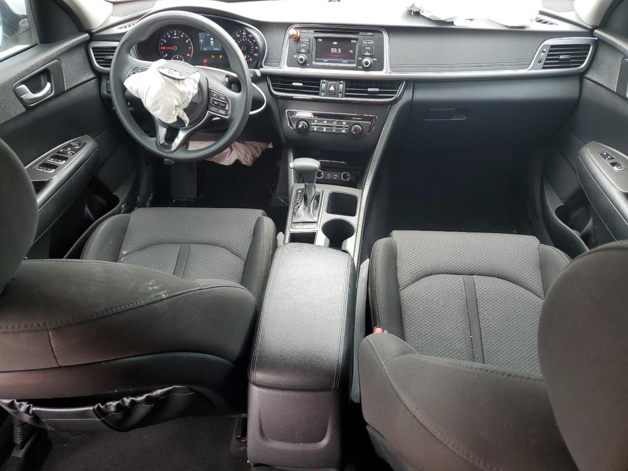 5XXGT4L3XHG121650 2017 Kia Optima Lx