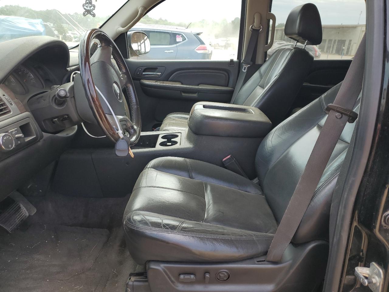 1GKFK63858J206076 2008 GMC Yukon Denali