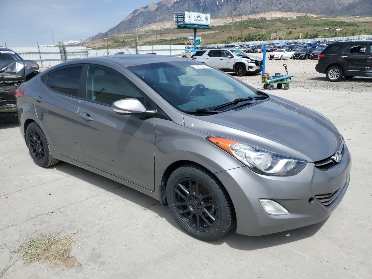 2013 Hyundai Elantra Gls vin: 5NPDH4AE1DH186491