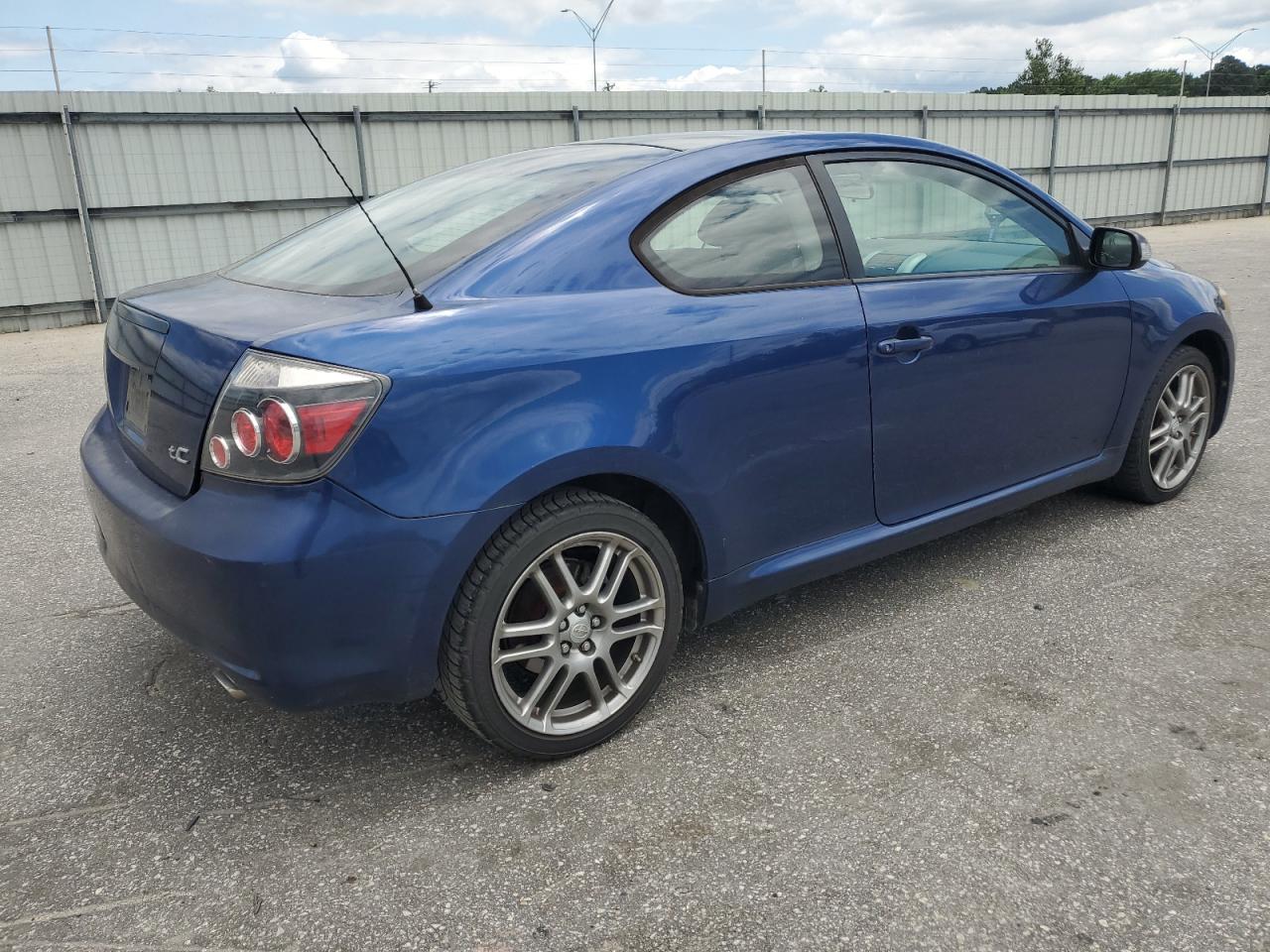 JTKDE167090287827 2009 Toyota Scion Tc