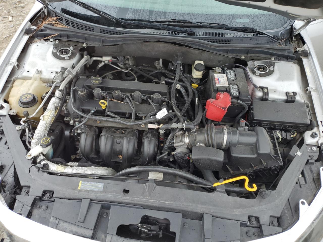 3FAHP0HA6BR102861 2011 Ford Fusion Se