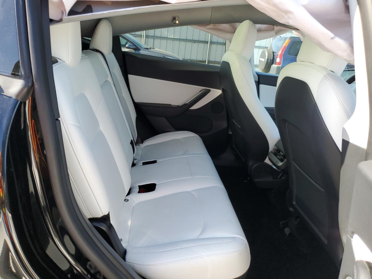 5YJYGDEEXLF056589 2020 Tesla Model Y