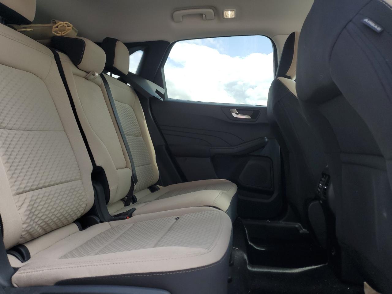 1FMCU0G66MUA92513 2021 Ford Escape Se