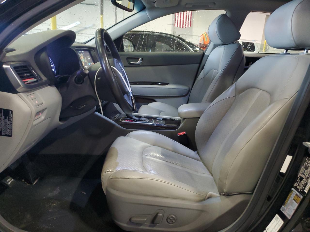 5XXGU4L31GG039768 2016 Kia Optima Ex