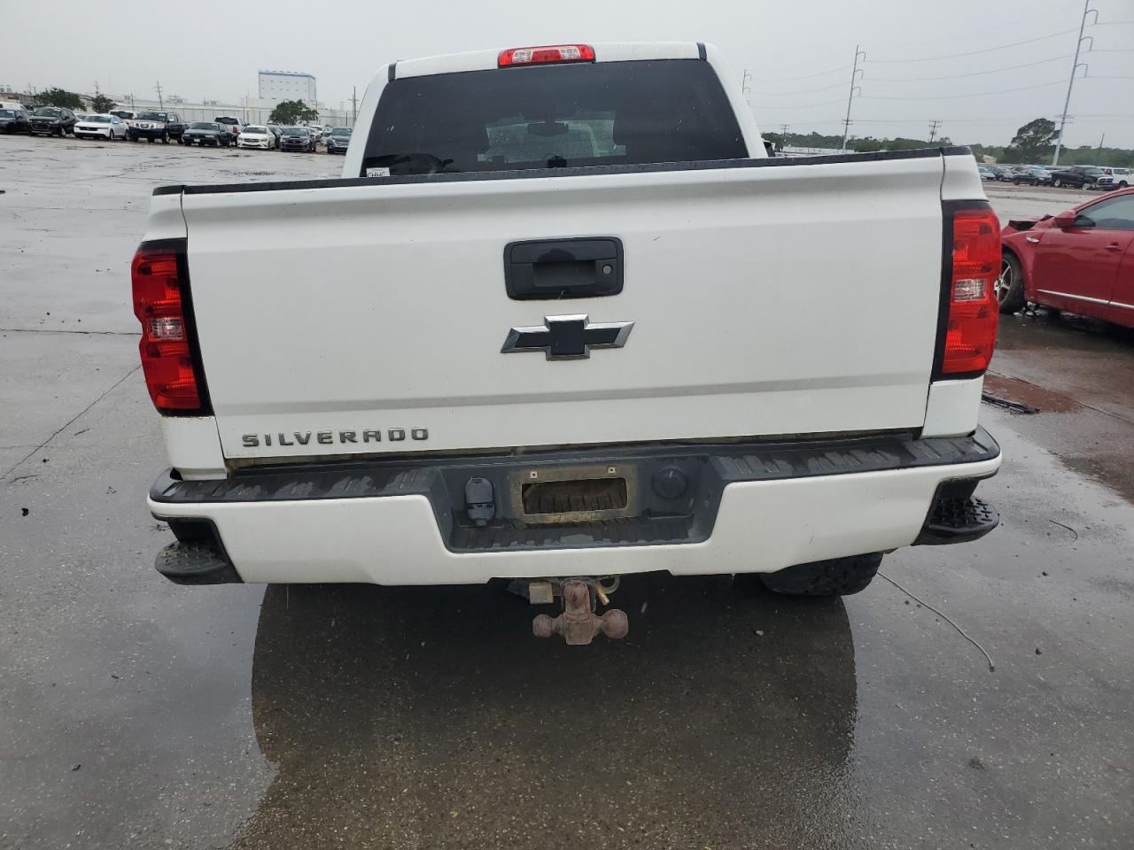 3GCUKPEC8JG528504 2018 Chevrolet Silverado K1500 Custom