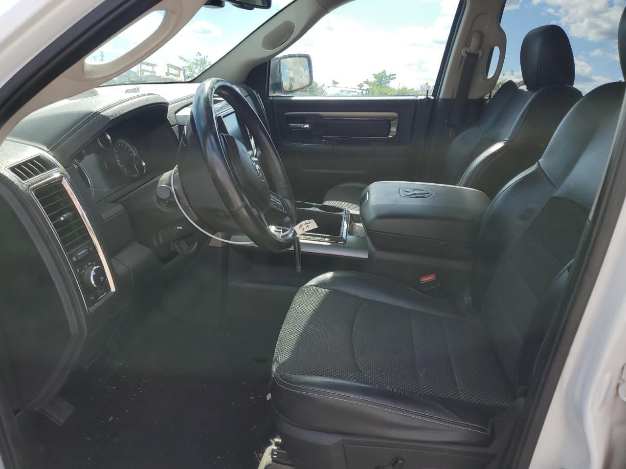 1C6RR7MT3ES479513 2014 Ram 1500 Sport