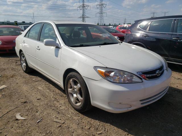 2004 Toyota Camry Le VIN: JTDBE32K140275568 Lot: 55517024