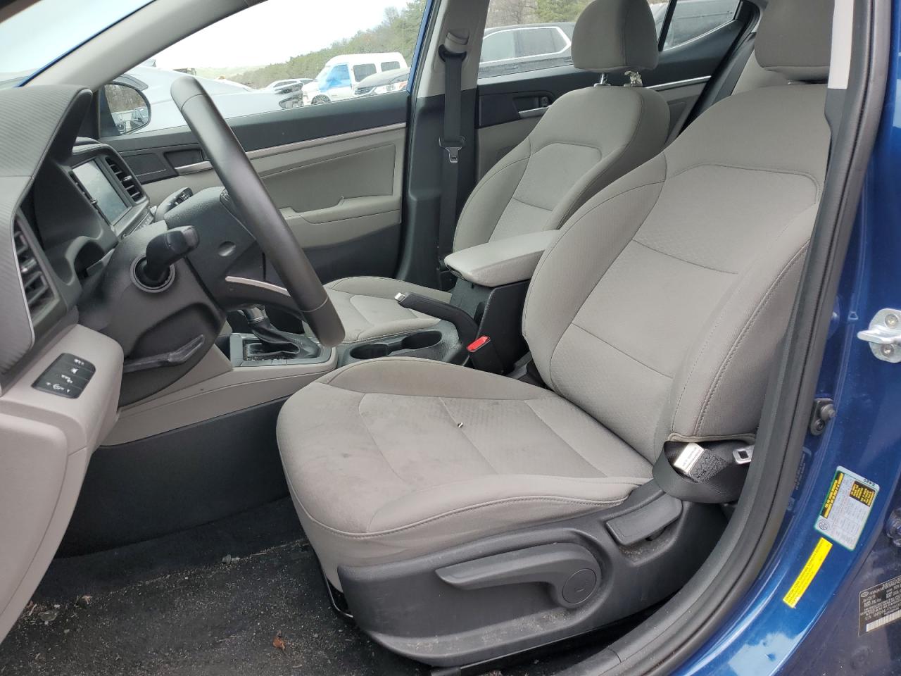 5NPD84LF7KH461610 2019 Hyundai Elantra Sel