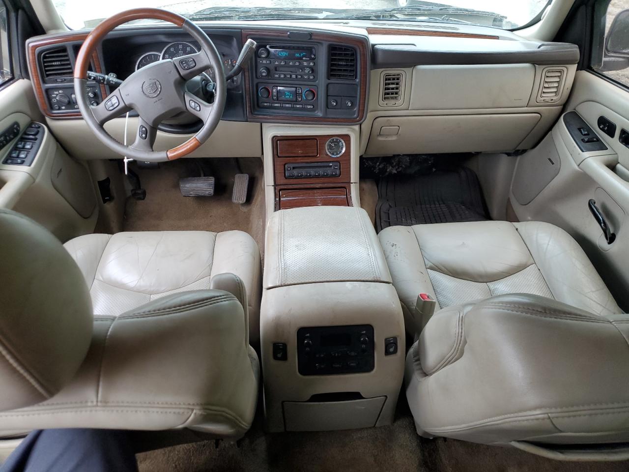 1GYEK63N83R198928 2003 Cadillac Escalade Luxury