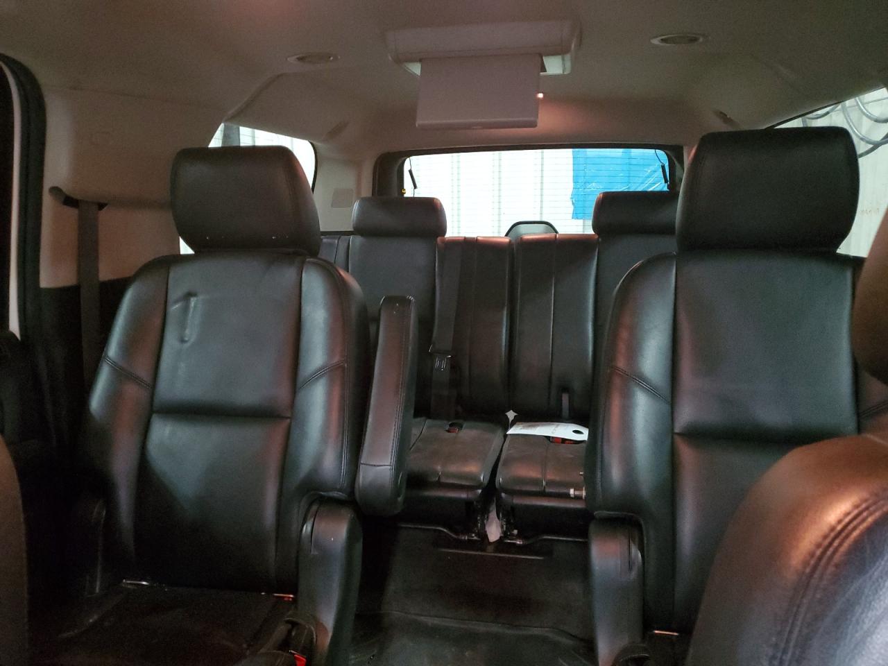 1GNSKKE78CR323515 2012 Chevrolet Suburban K1500 Ltz