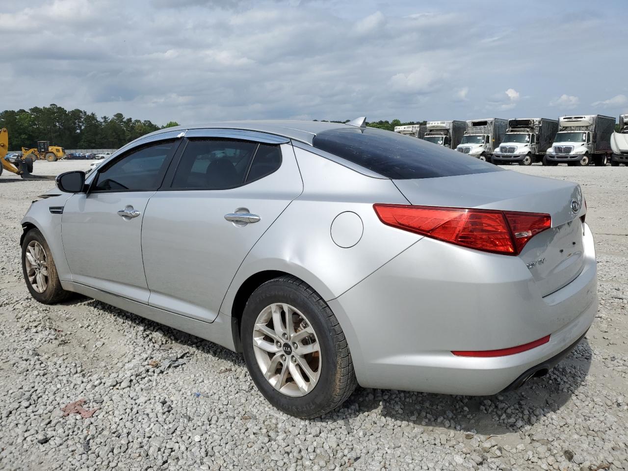 KNAGM4A7XB5103743 2011 Kia Optima Lx