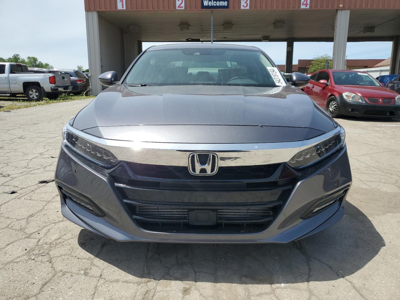 1HGCV2F9XJA030104 2018 Honda Accord Touring