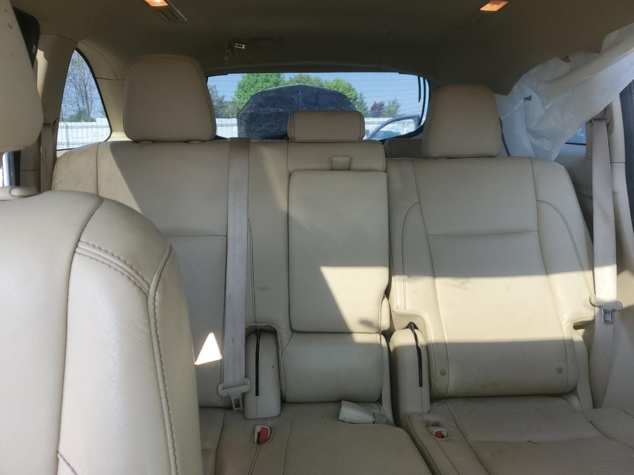 5TDJKRFH7ES050057 2014 Toyota Highlander Xle