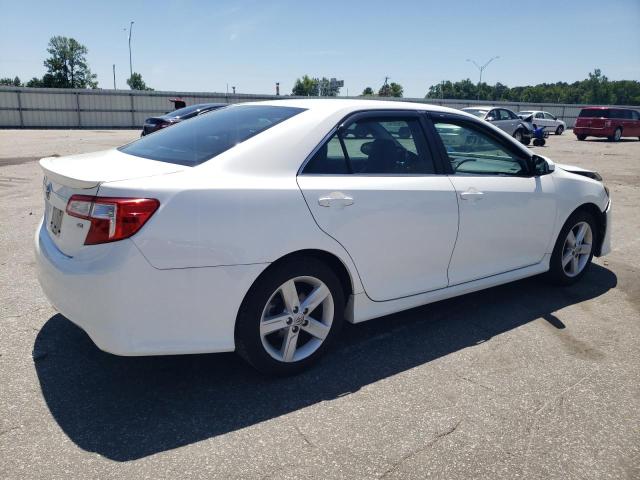 Vin: 4t1bf1fk8eu833014, lot: 57058524, toyota camry l 20143