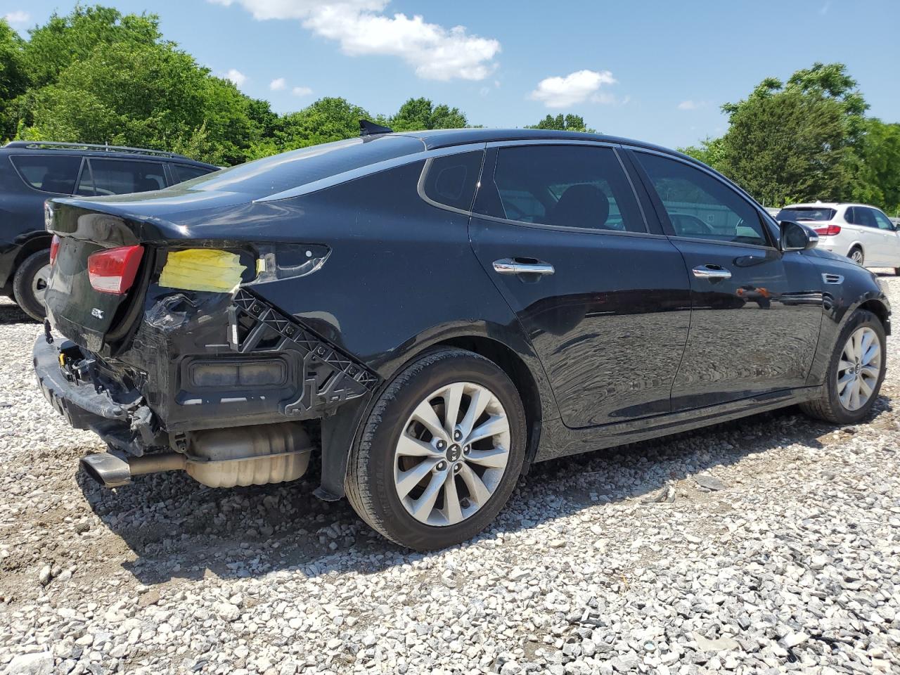 5XXGU4L3XHG137599 2017 Kia Optima Ex