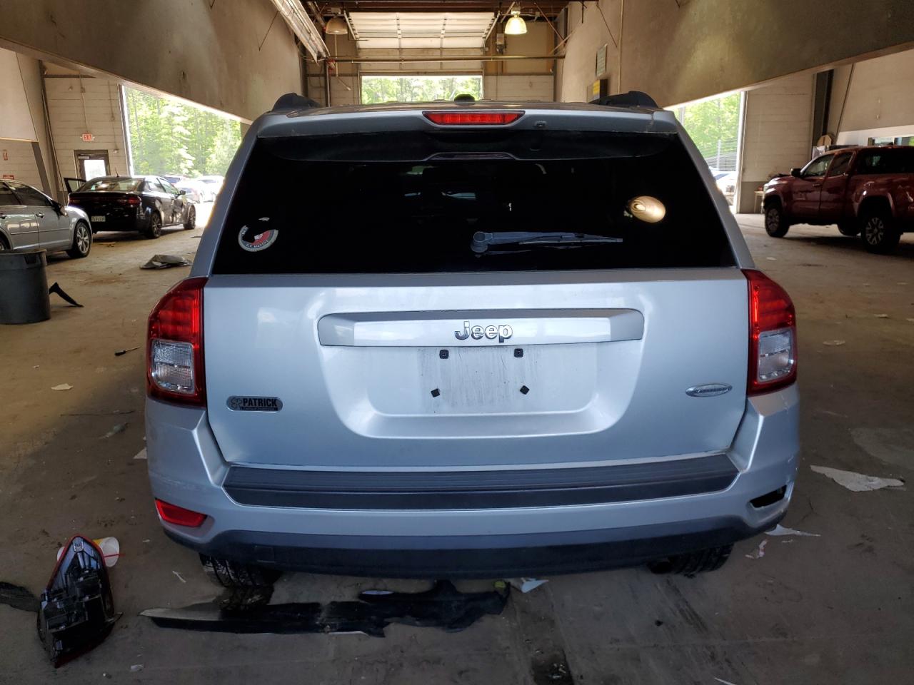 1C4NJCEB7CD602485 2012 Jeep Compass Latitude