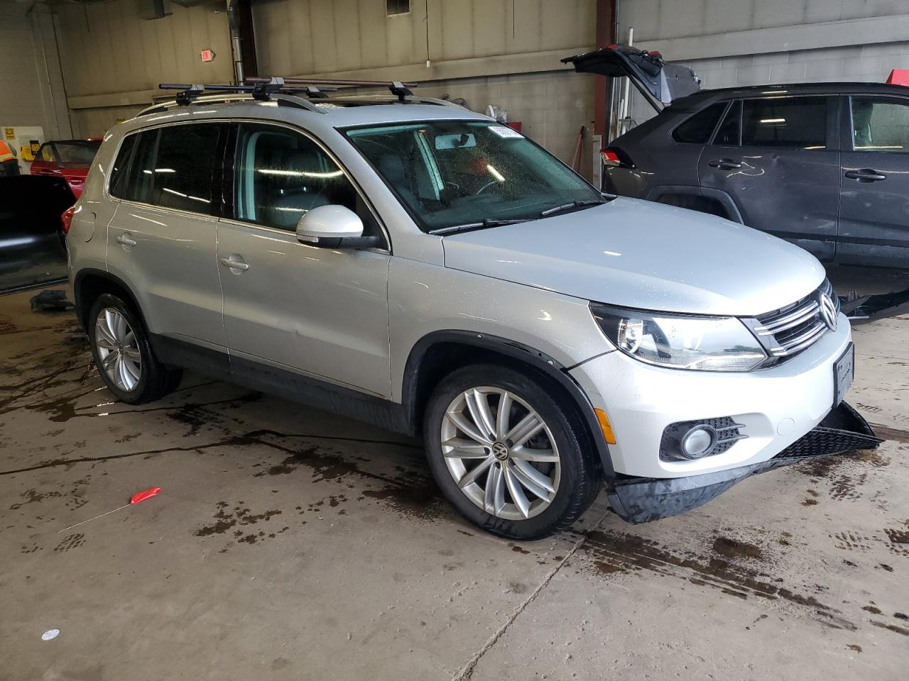 WVGBV3AX0EW609015 2014 Volkswagen Tiguan S