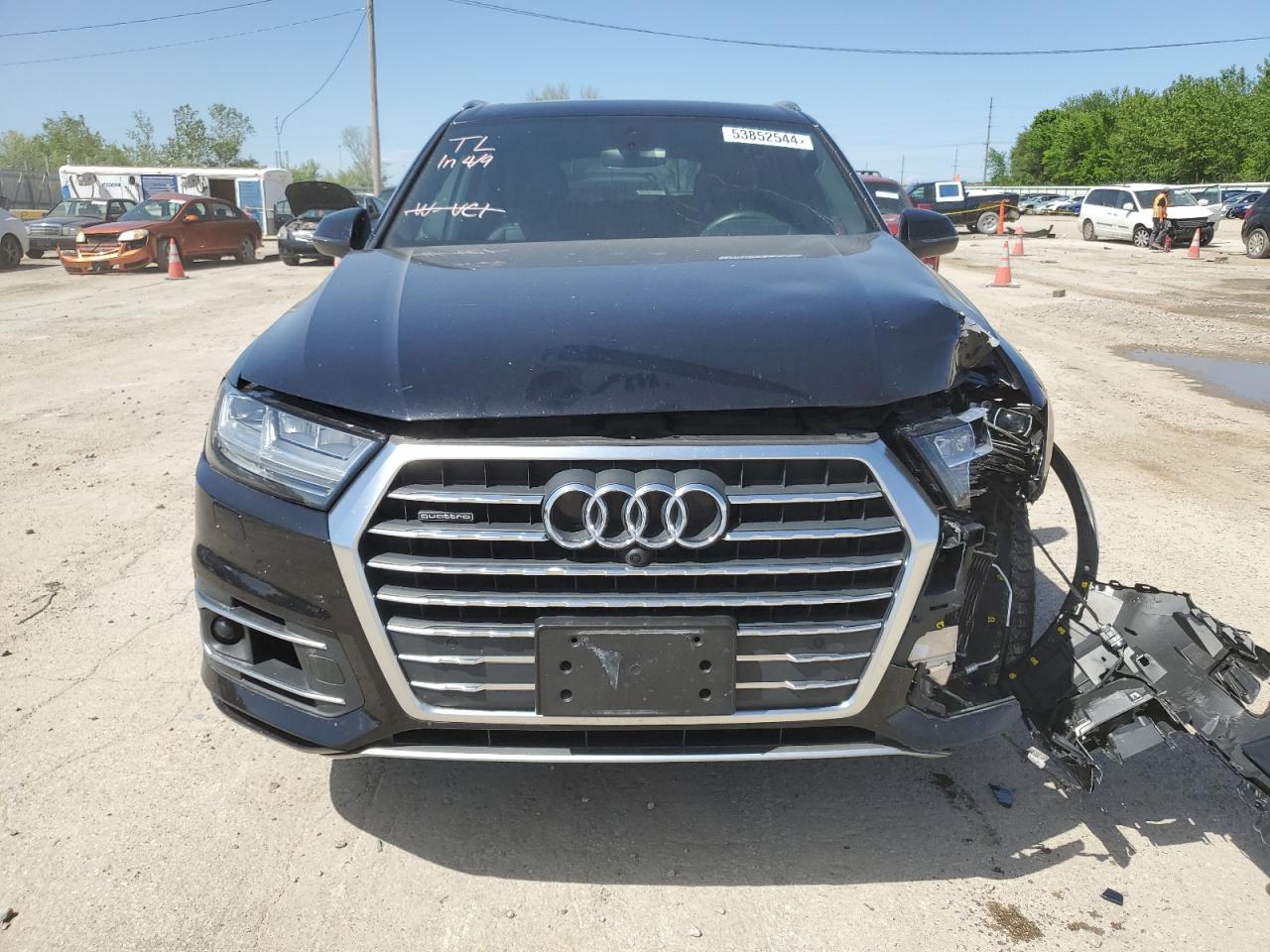 WA1VAAF75JD023405 2018 Audi Q7 Prestige